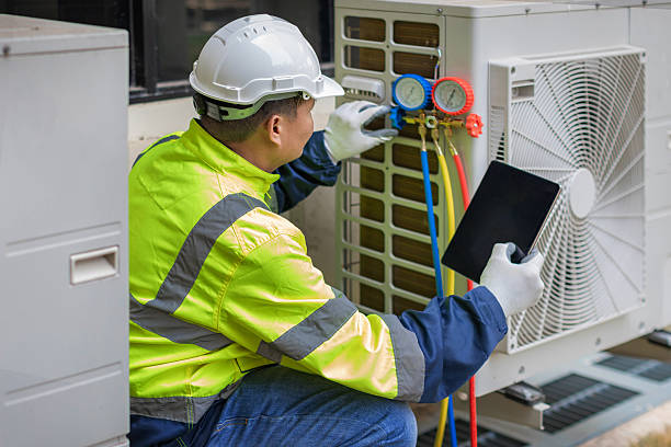 Professional Hvac technician working in Grover, WY